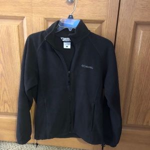 T-Shirt bundle and sweatshirts. Adult small